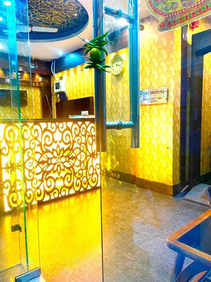Aditya Near Railway Station Main Bazar Hotel New Delhi